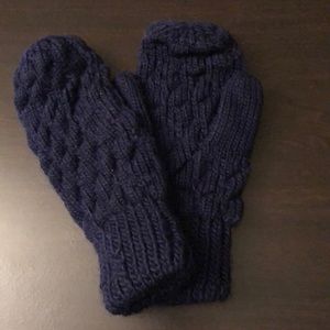 Vintage Navy Bulky Thick Knit Mittens NEW
